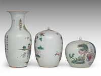 Three chinese famille rose ware, incl. a fine 'immortals' melon-shaped ginger jar, all late 19thc, total h 22,5 - h 42 cm - afbeelding 4 van  8
