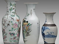 Three chinese vases, incl. a famille rose 'one hundred birds' vase with the top turquoise glazed, all 19thc, tallest h 61 cm - afbeelding 4 van  11