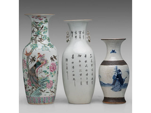 Three chinese vases, incl. a famille rose 'one hundred birds' vase with the top turquoise glazed, all 19thc, tallest h 61 cm - afbeelding 5 van  11