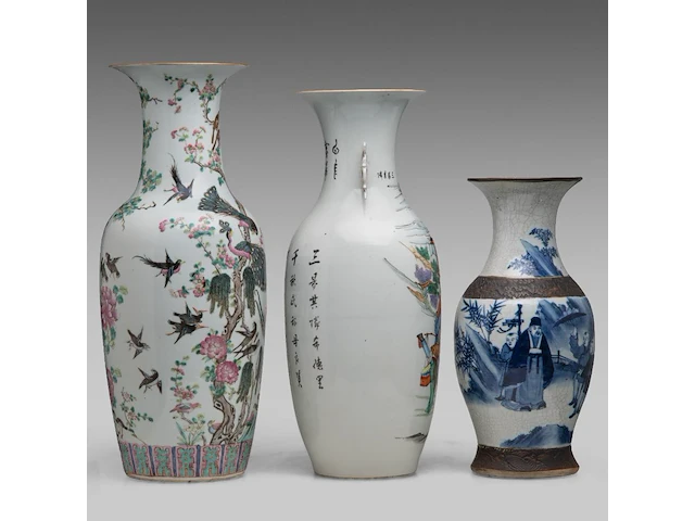Three chinese vases, incl. a famille rose 'one hundred birds' vase with the top turquoise glazed, all 19thc, tallest h 61 cm - afbeelding 6 van  11