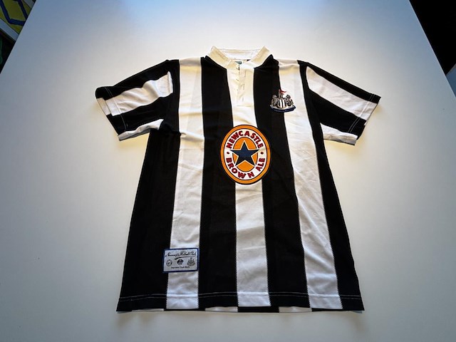 Thuis shirt newcastle united, 1995-1996 - afbeelding 1 van  3