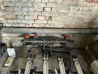 Thule dakdrager fietsensdragers - afbeelding 2 van  4