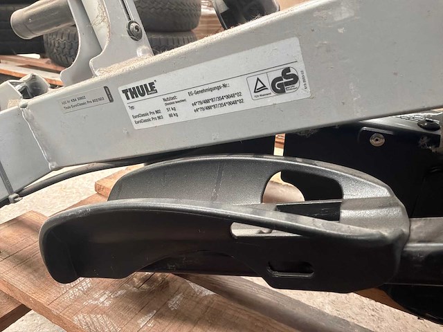 Thule fietsendrager voor auto (10x) - afbeelding 9 van  11