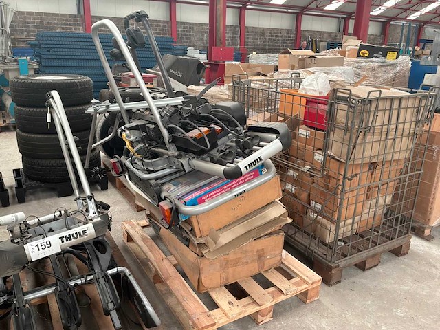 Thule fietsendrager voor auto (10x) - afbeelding 10 van  11