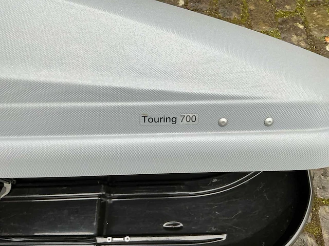 Thule touring 700 afsluitbare dakkoffer met sleutel - afbeelding 9 van  9