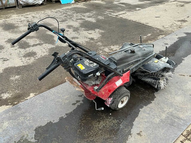 Tielburger borstelmachine - afbeelding 3 van  8
