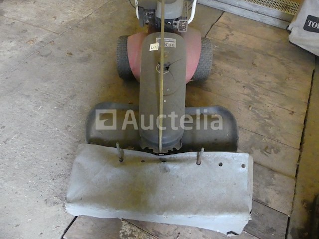 Tielburger tk38 benzinevloerschrobmachine - afbeelding 2 van  7