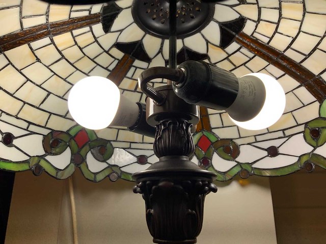 Tiffany staanlamp - afbeelding 5 van  5