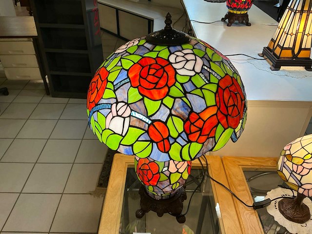 Tiffany tafellamp - afbeelding 2 van  4