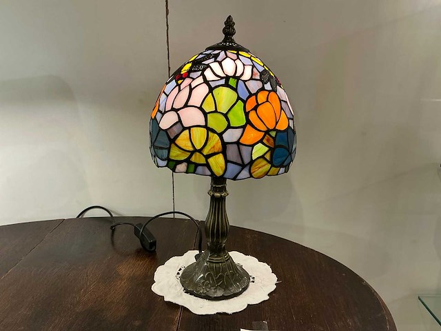 Tiffany tafellamp - afbeelding 1 van  4