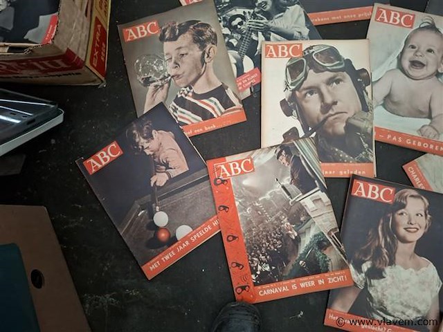 Tijdschrift - afbeelding 4 van  5