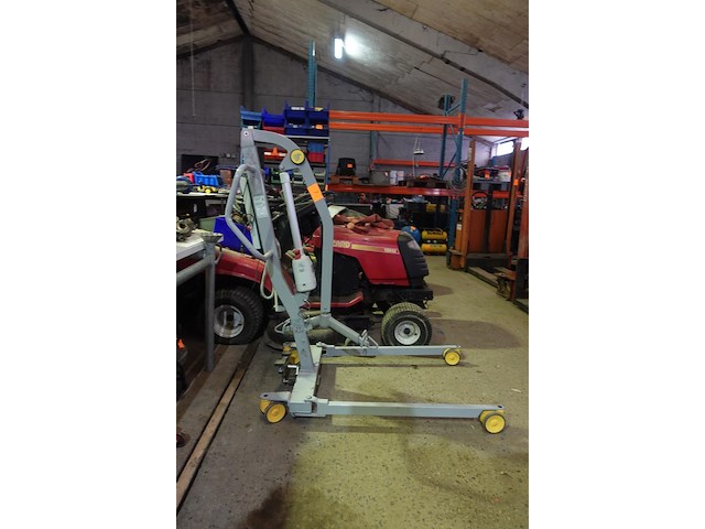 Tillift (voor onderdelen) - afbeelding 1 van  8