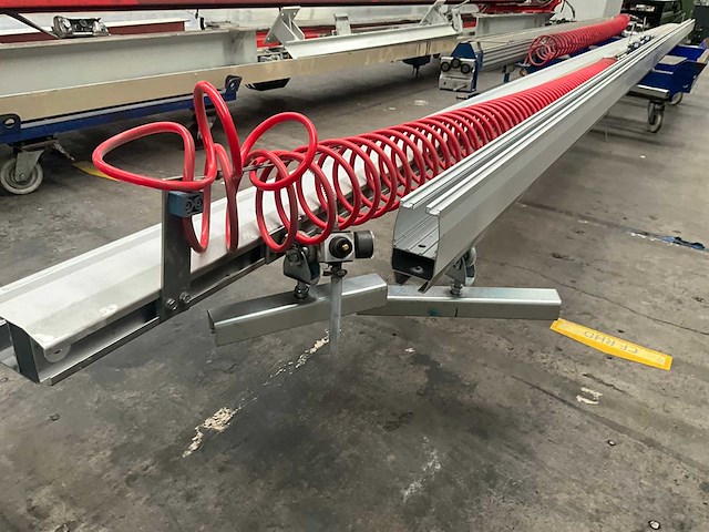 Tiltech pneumatisch hefsysteem met deurengrijper - afbeelding 8 van  24