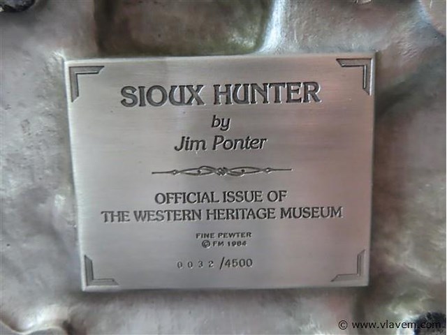 Tinnen gelimiteerd beeld "sioux hunter" nr 0032/4500 - afbeelding 3 van  3