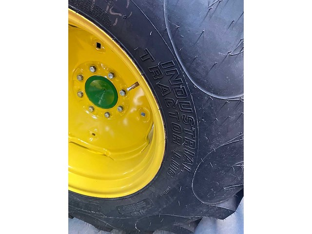 Titan - industrial - tyre, wheel and rim - afbeelding 3 van  5