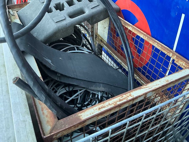 Titan diverse signalisatie en afzethekken - afbeelding 2 van  15