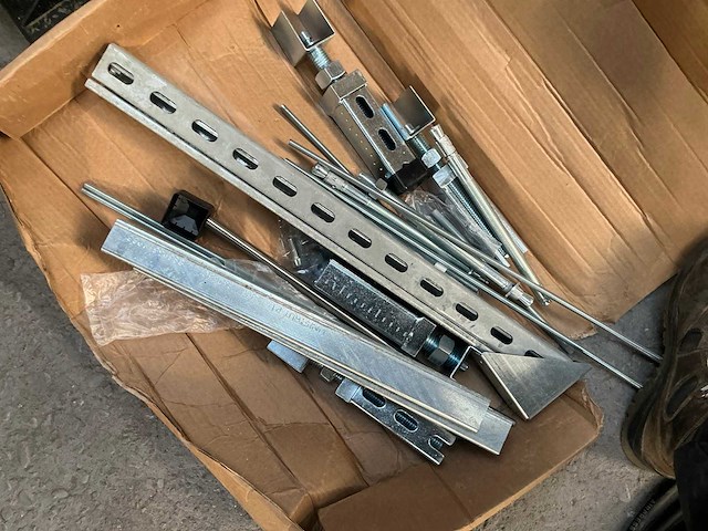 Titan grondplaten / daksteun (15x) - afbeelding 5 van  5