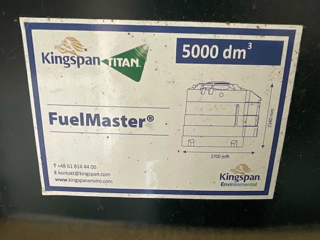 Titan verticale dieselatank met pomp en teller 5000l - afbeelding 3 van  3