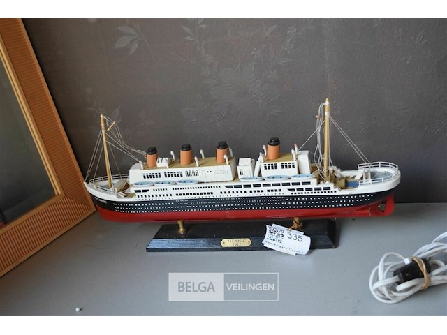 Titanic - afbeelding 1 van  5