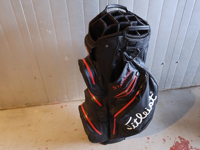 Titleist golftas met kar - afbeelding 5 van  7