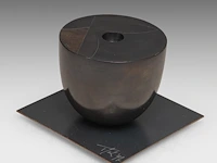 Tjok dessauvage (1948), decorative ceramic vase, 1997 - afbeelding 3 van  10