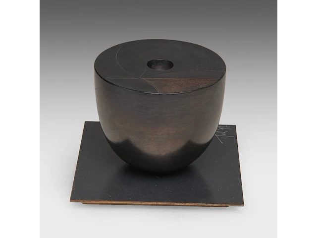 Tjok dessauvage (1948), decorative ceramic vase, 1997 - afbeelding 6 van  10