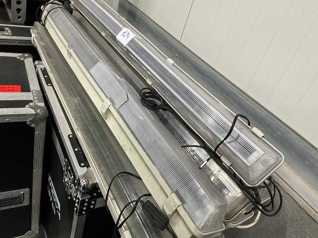 Tl-blacklight (8x) - afbeelding 3 van  3