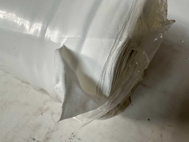 Tn fabric textielrol wit, elastisch, +/- 2 meter breed x 58.34 meter - afbeelding 2 van  4