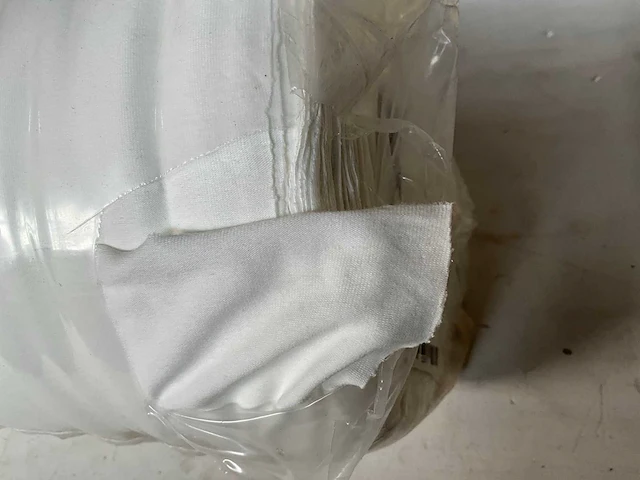 Tn fabric textielrol wit, elastisch, +/- 2 meter breed x 58.34 meter - afbeelding 3 van  4
