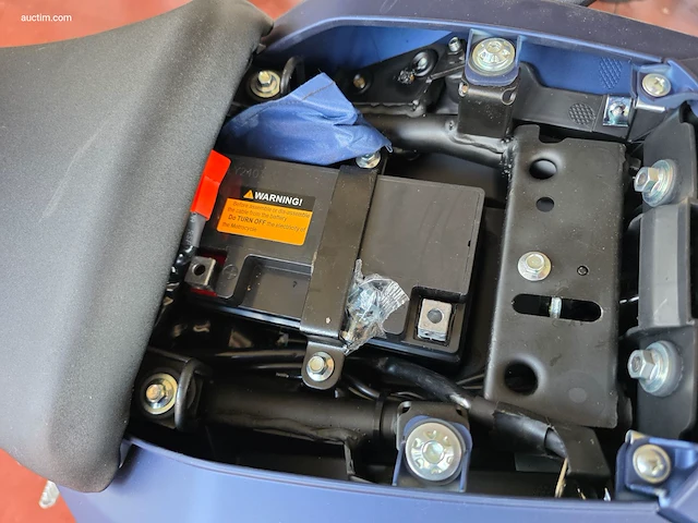 Tnt xcr 125 2024 (vermoedelijk) - afbeelding 6 van  16