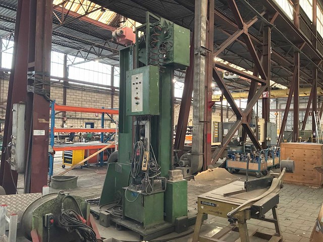 To-mac vert w1 verticale lasnaad rolmachine - afbeelding 1 van  1