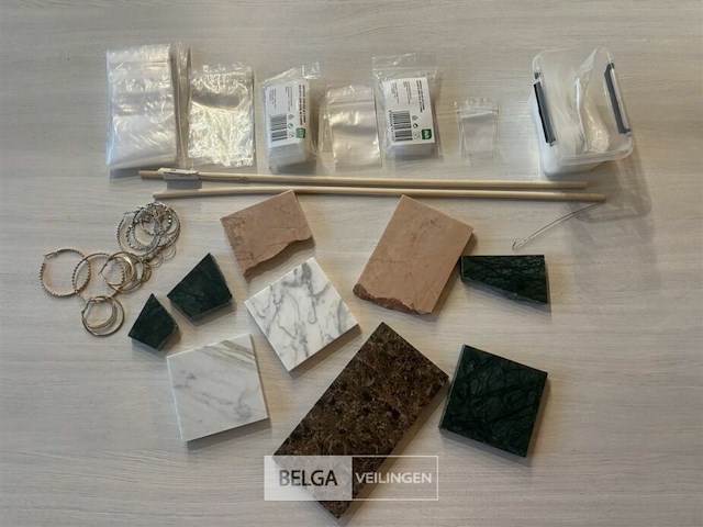 Toebehoren en decoratie sieraden webshop - afbeelding 4 van  6