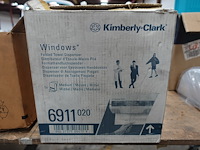 Toebehoren hygiëne (2 zeepdispensers, 1 toweldispenser, 6 wc borstels) - afbeelding 3 van  7