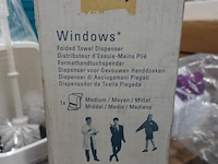Toebehoren hygiëne (2 zeepdispensers, 1 toweldispenser, 6 wc borstels) - afbeelding 5 van  7