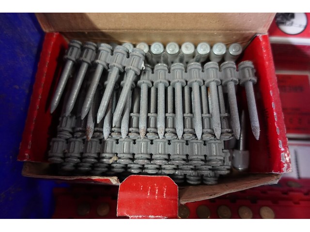 Toebehoren kruitschithamer hilti - afbeelding 2 van  4