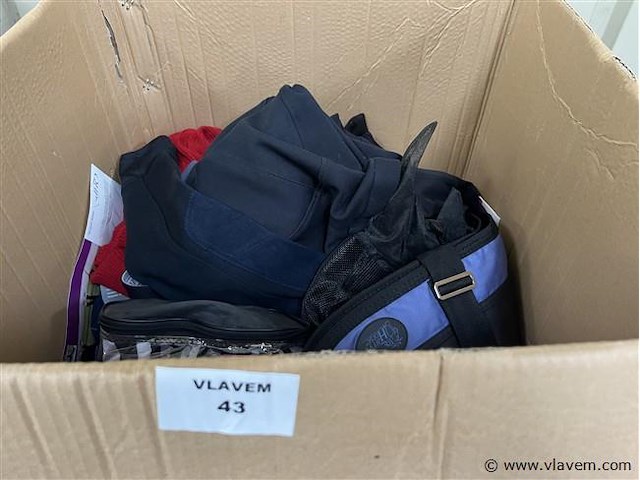 Toebehoren voor paarden - afbeelding 1 van  2