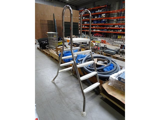 Toebehoren zwembad - afbeelding 1 van  5