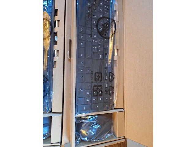 Toetsenbord azerty 2st nieuw - afbeelding 2 van  4