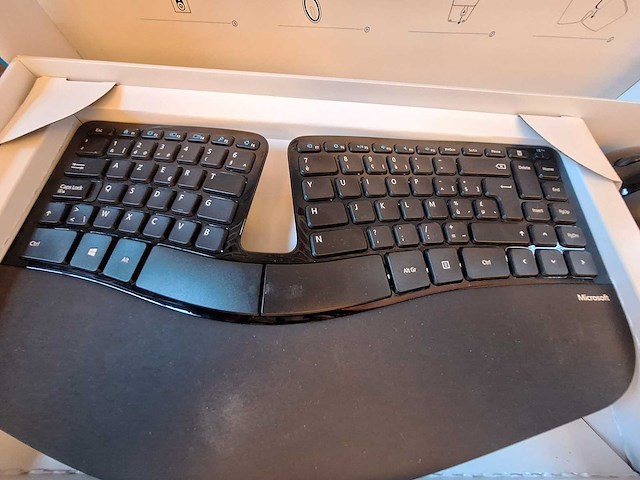Toetsenbord microsoft sculpt nieuw - afbeelding 3 van  5