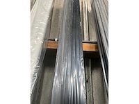Toeval solotrim alu dakranden (25 lpm) - afbeelding 1 van  7