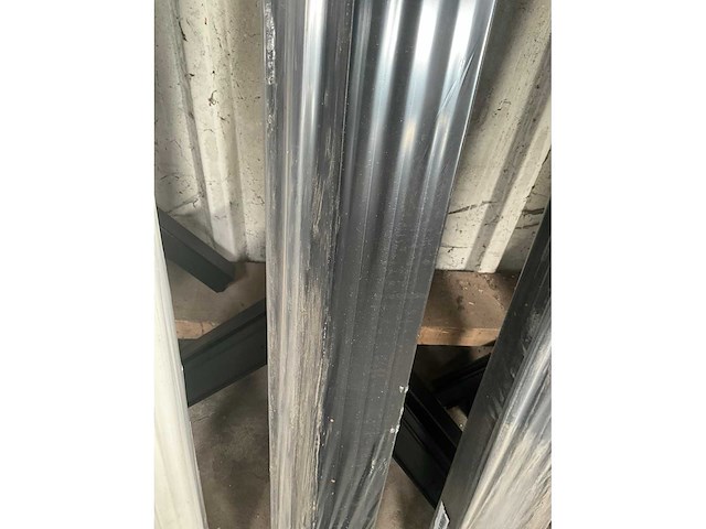 Toeval solotrim alu dakranden (25 lpm) - afbeelding 2 van  3