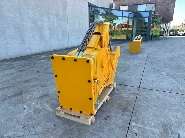 Toft - 2026 - toft08p - cat 320 - hydraulische crusher - afbeelding 6 van  11