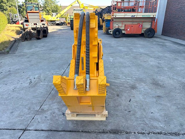 Toft - 2026 - toft08p - cat 320 - hydraulische crusher - afbeelding 10 van  11