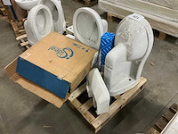 Toilet (2x) + waskom (2x) - afbeelding 1 van  5