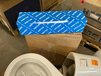 Toilet (2x) + waskom (2x) - afbeelding 5 van  6