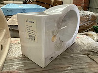 Toilet en handenwassers - afbeelding 9 van  18