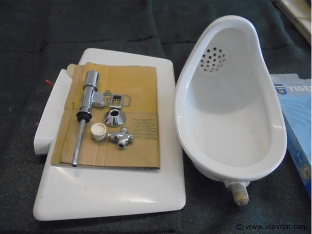 Toilet - afbeelding 1 van  2