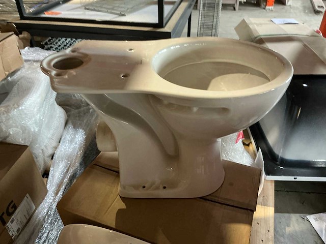 Toiletten en spoelbak - afbeelding 2 van  8