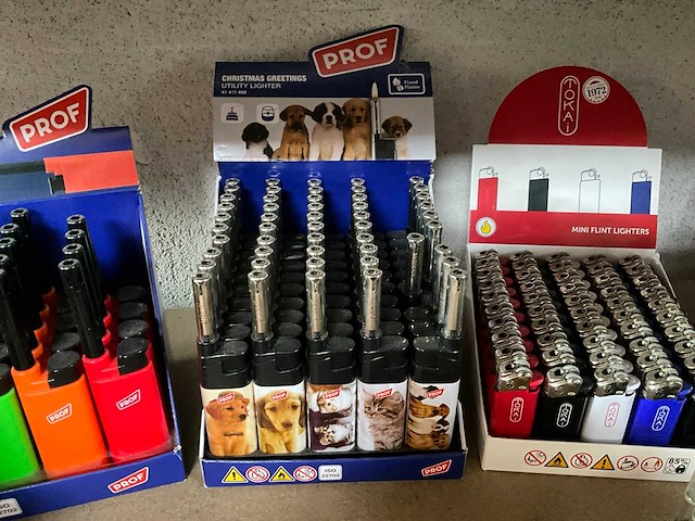 Tokai & prof diverse aanstekers in display - afbeelding 4 van  7