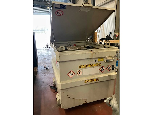 Tolsma brandstoftank - afbeelding 6 van  8